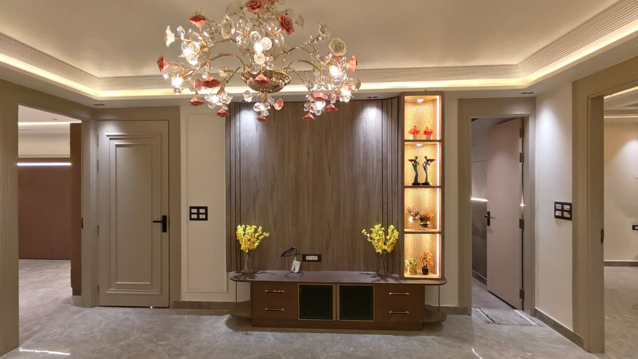 Luxury Semi-Furnished 3 BHK Builder Floor for Sale in Sainik Nagar